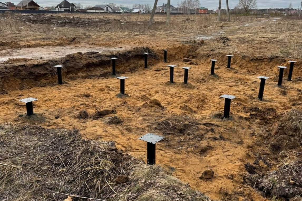В коттеджном Поселке «Богородск Форест» приступили к строительству въездной группы