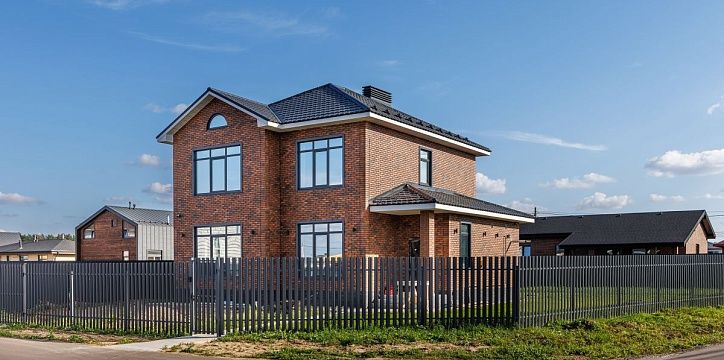 Свой дом: дешевле купить или построить