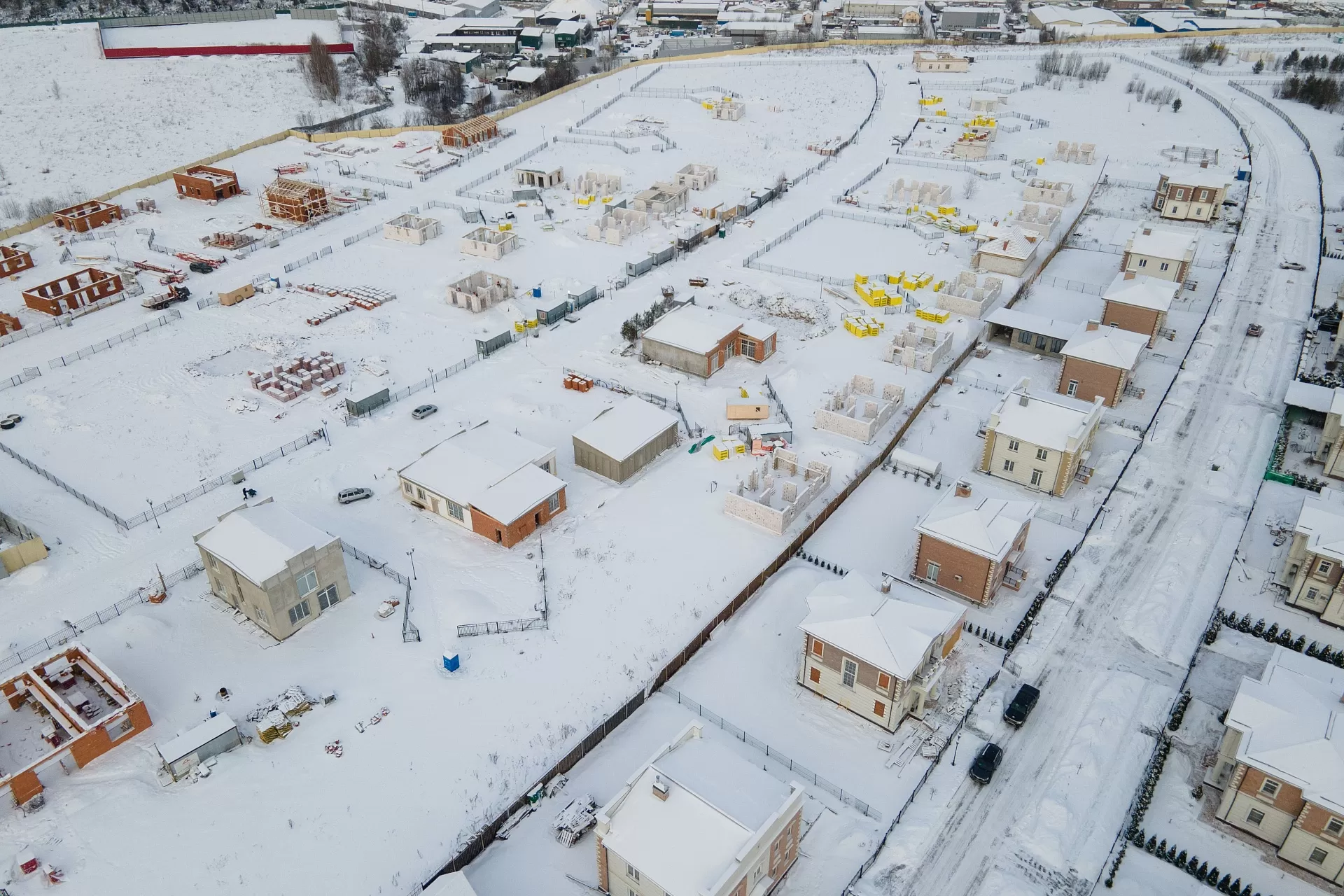 Купить участок в коттеджном поселке Орловъ